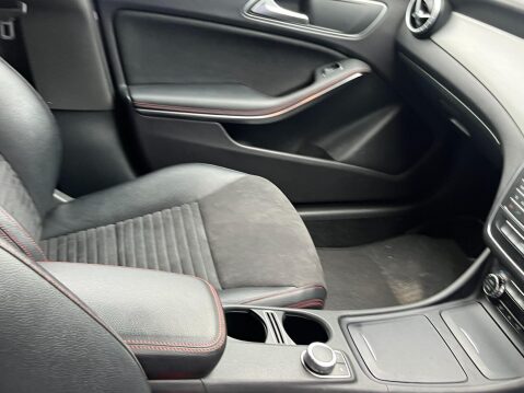 Mercedes-Benz CLA Class 2.1 CLA220 CDI AMG Sport Shooting Brake 7G-DCT Euro 6 (s/s) 5dr 31