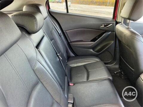 Mazda 3 2.0 SKYACTIV-G Sport Nav Euro 6 (s/s) 5dr 11