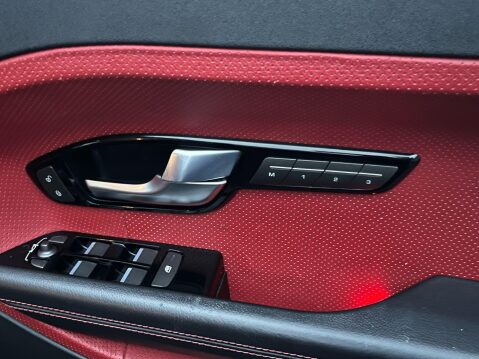 Land Rover Range Rover Evoque 2.2 SD4 Dynamic Auto 4WD Euro 5 (s/s) 5dr 30