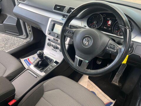 Volkswagen Passat 2.0 TDI BlueMotion Tech Alltrack 4Motion Euro 5 (s/s) 5dr 38