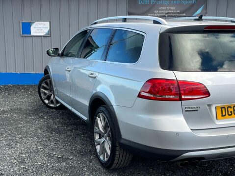 Volkswagen Passat 2.0 TDI BlueMotion Tech Alltrack 4Motion Euro 5 (s/s) 5dr 27