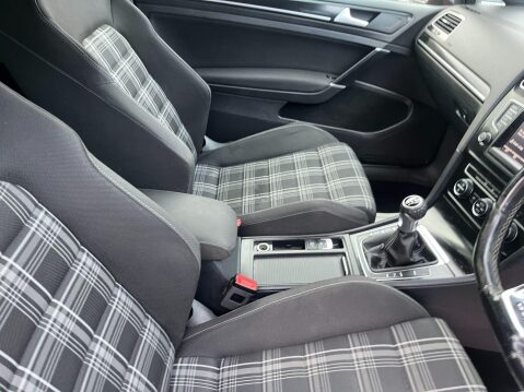 Volkswagen Golf 2.0 TDI BlueMotion Tech GTD Euro 6 (s/s) 3dr 6