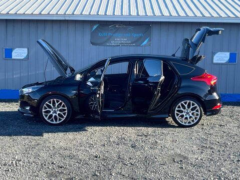 Ford Focus 1.5 TDCi ST-Line Euro 6 (s/s) 5dr 4