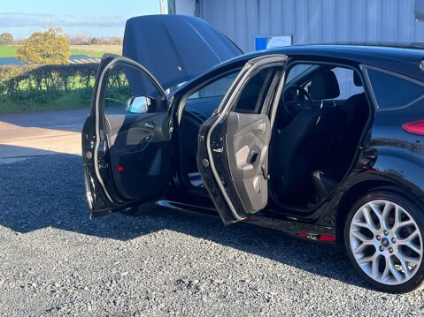 Ford Focus 1.5 TDCi ST-Line Euro 6 (s/s) 5dr 16