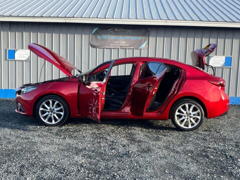 Mazda 3 2.0 SKYACTIV-G Sport Nav Fastback Euro 5 (s/s) 4dr 3