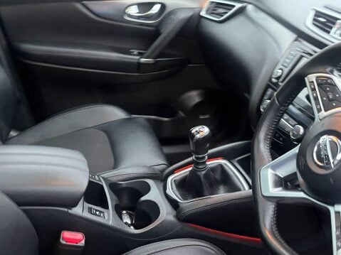 Nissan Qashqai 1.5 dCi Tekna Euro 6 (s/s) 5dr 35