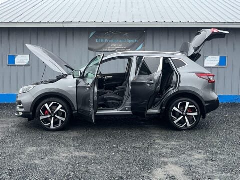 Nissan Qashqai 1.5 dCi Tekna Euro 6 (s/s) 5dr 15