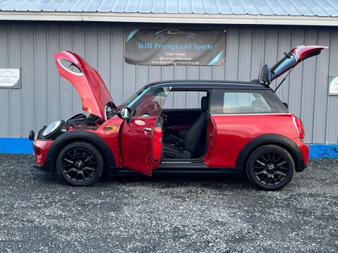 Mini Hatch 1.5 Cooper Euro 6 (s/s) 3dr 4