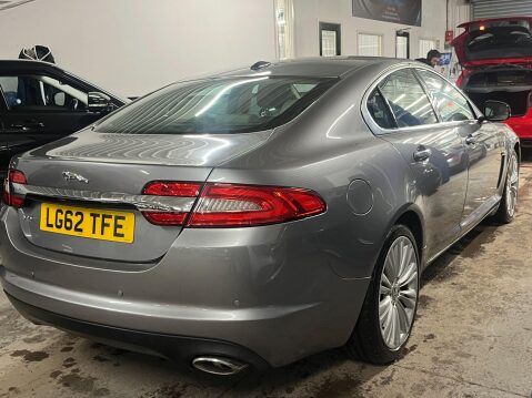 Jaguar XF 2.2d Portfolio Auto Euro 5 (s/s) 4dr 9