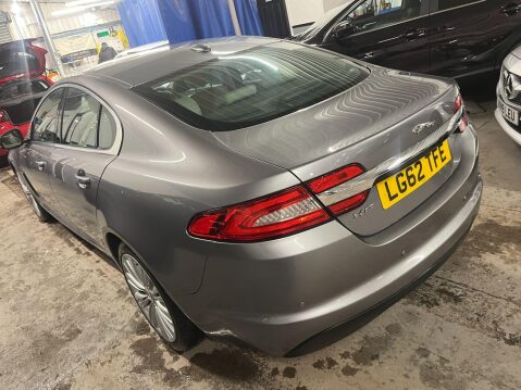 Jaguar XF 2.2d Portfolio Auto Euro 5 (s/s) 4dr 33