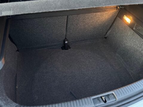 Volkswagen Scirocco 2.0 TDI R-Line Black Edition Euro 6 (s/s) 3dr 27