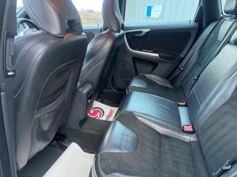 Volvo XC60 2.0 D4 R-Design Nav Auto Euro 6 (s/s) 5dr 30
