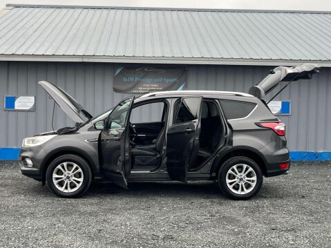 Ford Kuga 1.5 TDCi Titanium Euro 6 (s/s) 5dr 3