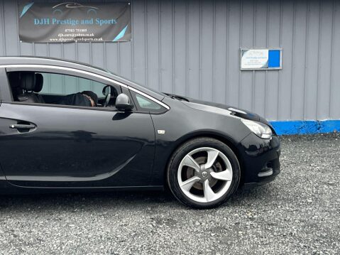 Vauxhall Astra GTC 1.6i Turbo SRi Euro 6 (s/s) 3dr 22