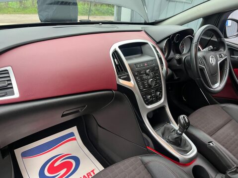 Vauxhall Astra GTC 1.6i Turbo SRi Euro 6 (s/s) 3dr 32