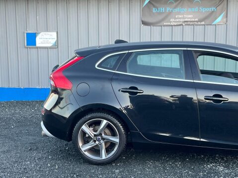 Volvo V40 1.6 D2 R-Design Euro 5 (s/s) 5dr 23