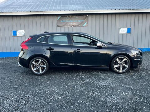 Volvo V40 1.6 D2 R-Design Euro 5 (s/s) 5dr 21