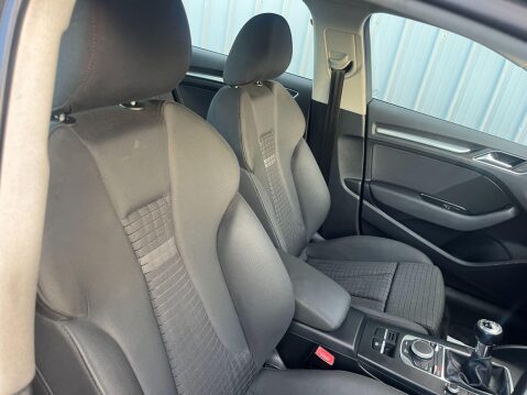 Audi A3 1.6 TDI Sport Sportback Euro 5 (s/s) 5dr 4