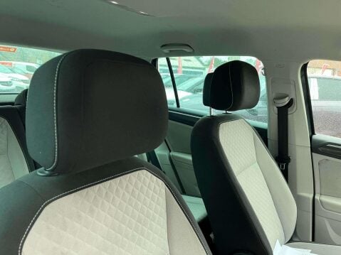 Volkswagen Tiguan 2.0 TDI Match Euro 6 (s/s) 5dr 4