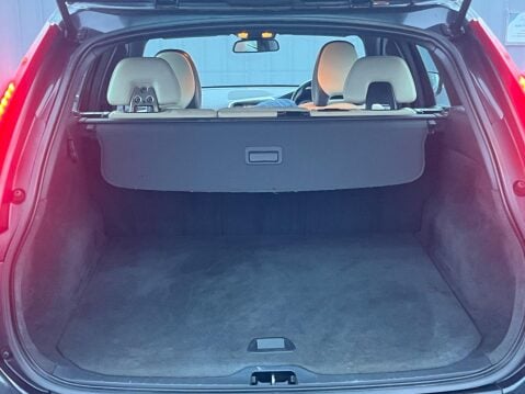 Volvo XC60 2.4 D5 R-Design Nav Geartronic AWD Euro 5 5dr 53