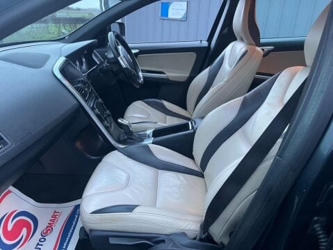 Volvo XC60 2.4 D5 R-Design Nav Geartronic AWD Euro 5 5dr 6