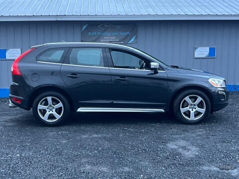 Volvo XC60 2.4 D5 R-Design Nav Geartronic AWD Euro 5 5dr 17