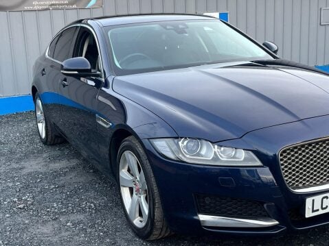 Jaguar XF 2.0d Portfolio Auto Euro 6 (s/s) 4dr 58