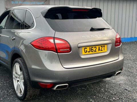 Porsche Cayenne 3.0 TD V6 Tiptronic 4WD Euro 5 (s/s) 5dr 60