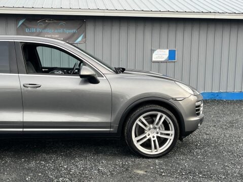 Porsche Cayenne 3.0 TD V6 Tiptronic 4WD Euro 5 (s/s) 5dr 23