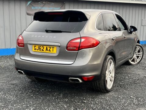 Porsche Cayenne 3.0 TD V6 Tiptronic 4WD Euro 5 (s/s) 5dr 10
