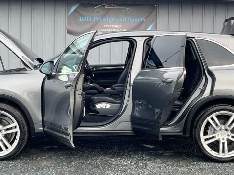 Porsche Cayenne 3.0 TD V6 Tiptronic 4WD Euro 5 (s/s) 5dr 15