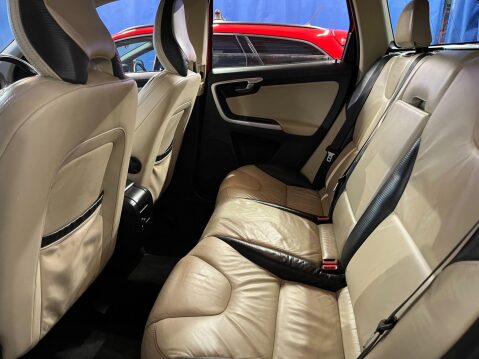 Volvo XC60 2.0 D3 DRIVe R-Design Euro 5 (s/s) 5dr 6