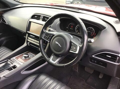 Jaguar F-Pace 2.0 D240 Portfolio Auto AWD Euro 6 (s/s) 5dr 10