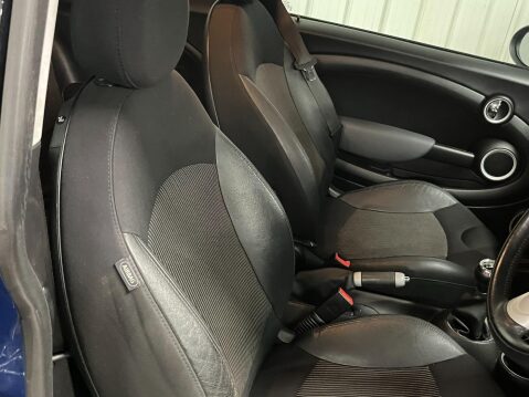 Mini Hatch 1.6 Cooper Euro 4 3dr 8