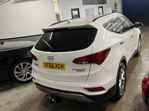 Hyundai SANTA FE 2.2 CRDi Blue Drive Premium 4WD Euro 6 (s/s) 5dr 22