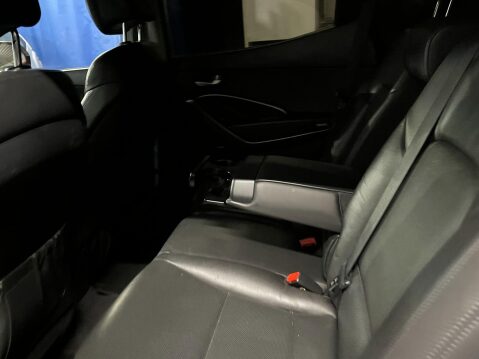 Hyundai SANTA FE 2.2 CRDi Blue Drive Premium 4WD Euro 6 (s/s) 5dr 25