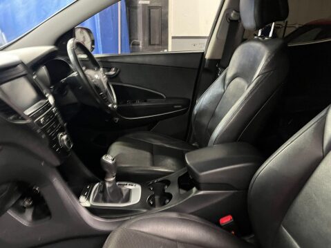 Hyundai SANTA FE 2.2 CRDi Blue Drive Premium 4WD Euro 6 (s/s) 5dr 29
