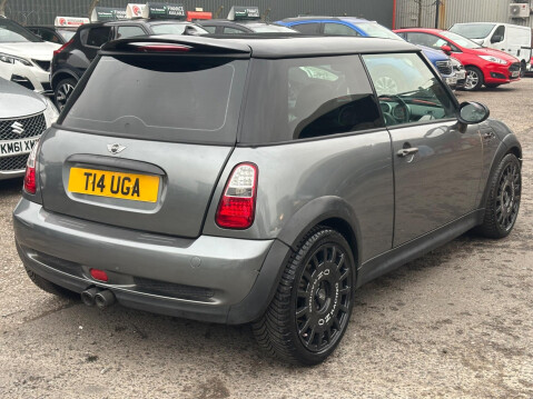 Mini Hatch 1.6 Cooper S Euro 3 3dr 6