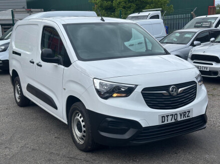 Vauxhall Combo 1.5 Turbo D 2300 Dynamic L2 H1 Euro 6 4dr