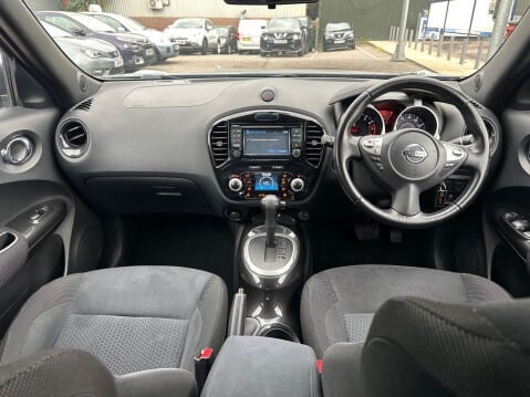 Nissan Juke 1.6 Acenta Premium XTRON Euro 5 5dr 10