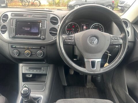 Volkswagen Tiguan 2.0 TDI BlueMotion Tech Match 4WD Euro 6 (s/s) 5dr 9