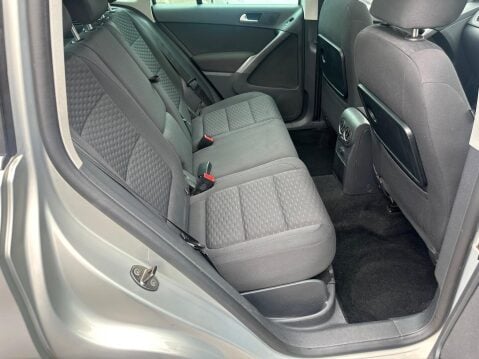 Volkswagen Tiguan 2.0 TDI SE Auto 4WD Euro 5 5dr 13