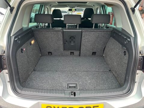 Volkswagen Tiguan 2.0 TDI SE Auto 4WD Euro 5 5dr 17