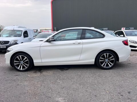 BMW 2 Series 2.0 220d Sport Auto Euro 6 (s/s) 2dr 9