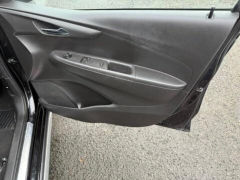 Vauxhall Viva 1.0i ROCKS Euro 6 5dr 20