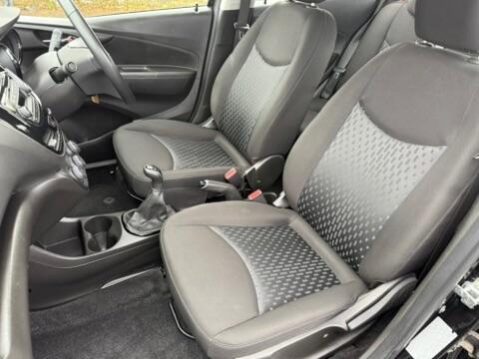 Vauxhall Viva 1.0i ROCKS Euro 6 5dr 28