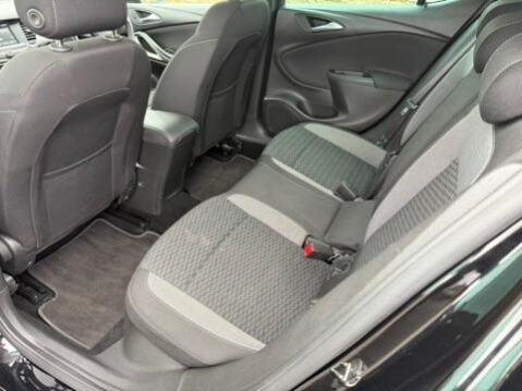 Vauxhall Astra 1.2 Turbo SRi VX Line Nav Euro 6 (s/s) 5dr 16