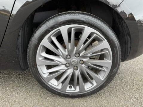 Vauxhall Astra 1.2 Turbo SRi VX Line Nav Euro 6 (s/s) 5dr 25