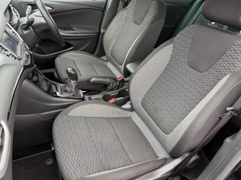 Vauxhall Astra 1.2 Turbo SRi VX Line Nav Euro 6 (s/s) 5dr 30