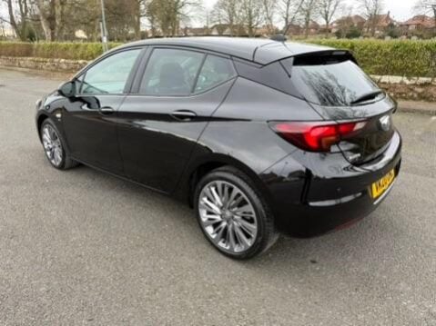 Vauxhall Astra 1.2 Turbo SRi VX Line Nav Euro 6 (s/s) 5dr 4